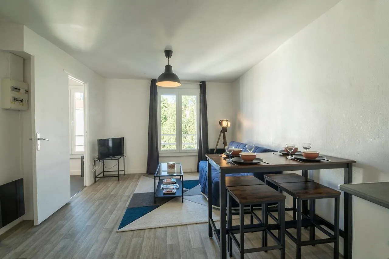 Le Cinema - Lourdes - Proche Sanctuaire Apartman 0*,