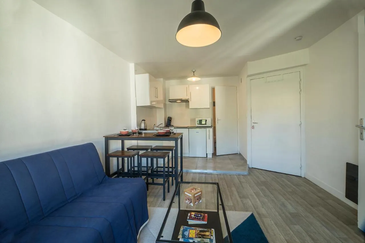 Le Cinema - Lourdes - Proche Sanctuaire Apartman 0*,  Franciaország